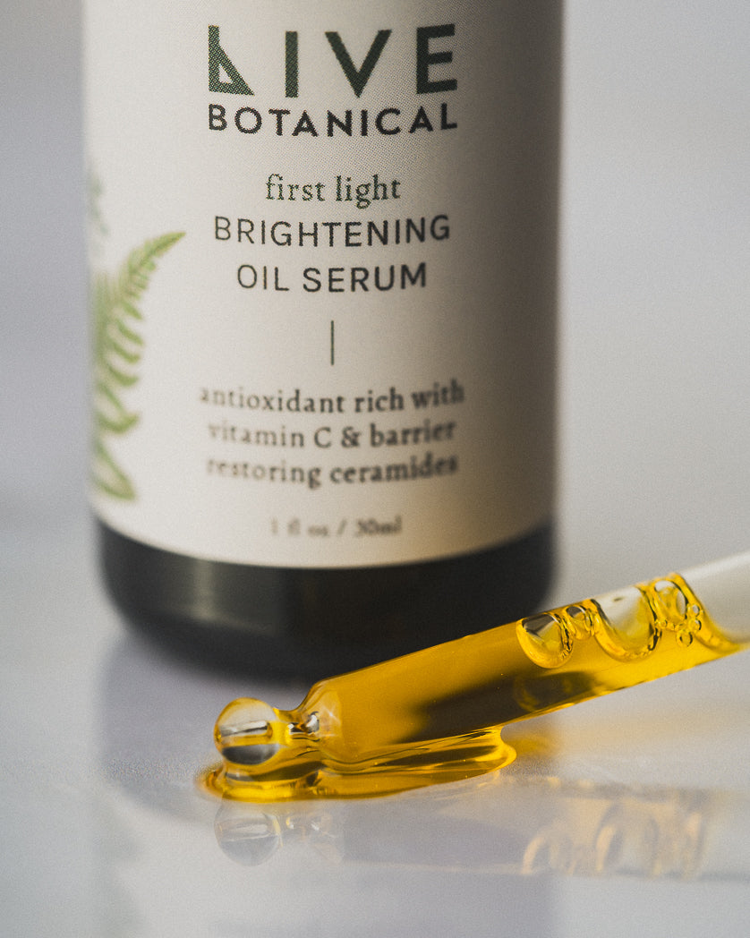 First Light Brightening Oil Serum